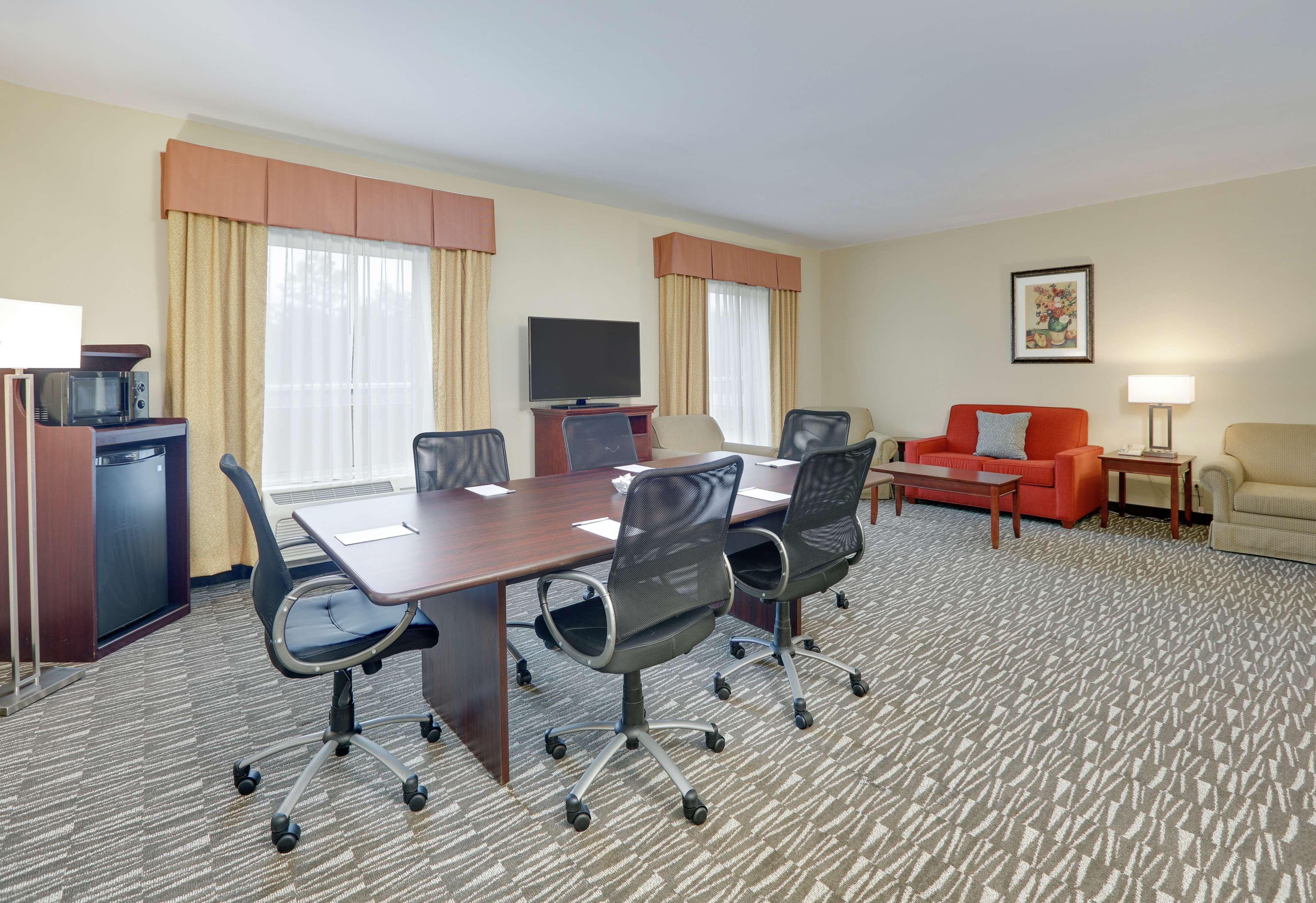 Aberdeen Hampton Inn & Suites Southern Pines-Pinehurst מראה חיצוני תמונה